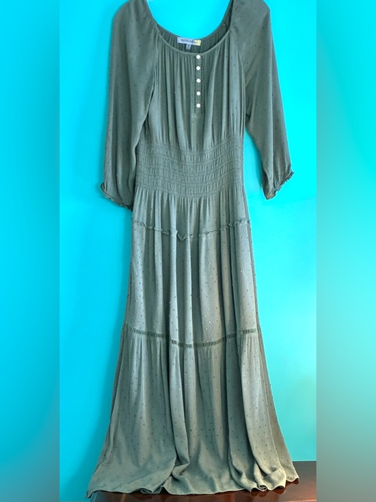 Olive Maxi Boho Dress - Picture 6 of 16